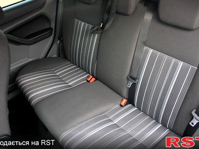 Форд Фокус 2008 у Долине на Automoto.ua Сірий Форд Фокус, об'ємом двигуна 1.6 л та пробігом 259 тис. км за 5499 $, фото 8 на Automoto.ua