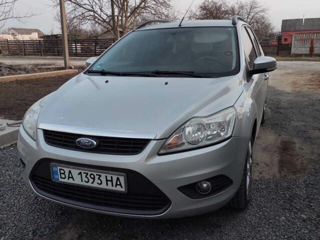 Серый Форд Фокус, объемом двигателя 1.6 л и пробегом 290 тыс. км за 5300 $, фото 1 на Automoto.ua