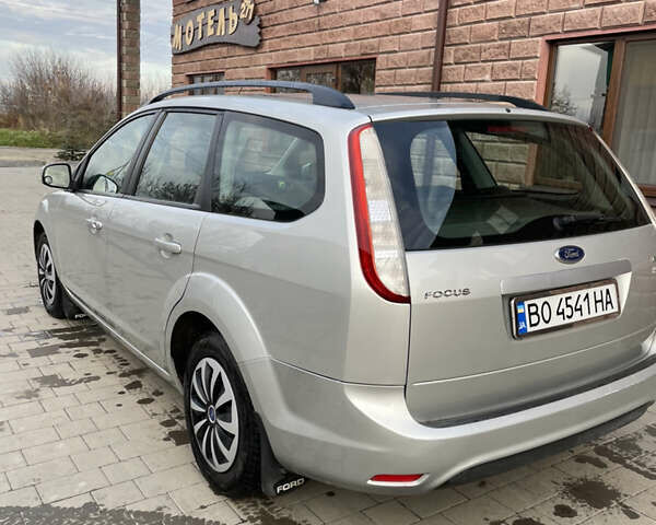Сірий Форд Фокус, об'ємом двигуна 1.8 л та пробігом 221 тис. км за 4300 $, фото 5 на Automoto.ua