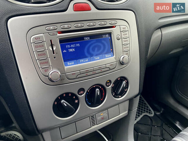 Серый Форд Фокус, объемом двигателя 1.56 л и пробегом 312 тыс. км за 5800 $, фото 29 на Automoto.ua