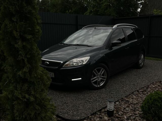 Серый Форд Фокус, объемом двигателя 1.6 л и пробегом 30 тыс. км за 5500 $, фото 2 на Automoto.ua