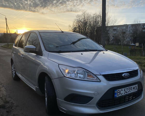 Серый Форд Фокус, объемом двигателя 1.56 л и пробегом 350 тыс. км за 4800 $, фото 1 на Automoto.ua