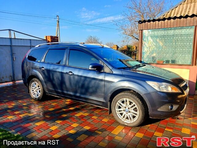 Серый Форд Фокус, объемом двигателя 1.6 л и пробегом 400 тыс. км за 4999 $, фото 3 на Automoto.ua