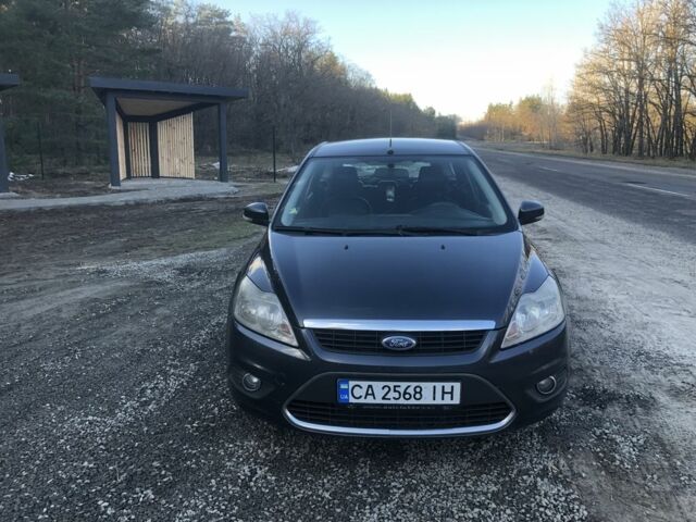 Серый Форд Фокус, объемом двигателя 1.8 л и пробегом 37 тыс. км за 4450 $, фото 15 на Automoto.ua