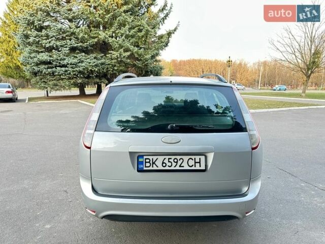 Сірий Форд Фокус, об'ємом двигуна 1.56 л та пробігом 290 тис. км за 4850 $, фото 25 на Automoto.ua