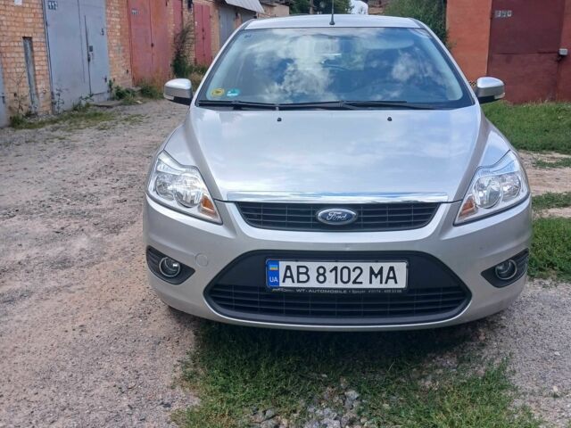 Форд Фокус 2009 в Виннице на Automoto.ua Серый Форд Фокус, объемом двигателя 1.4 л и пробегом 109 тыс. км за 6500 $, фото 2 на Automoto.ua