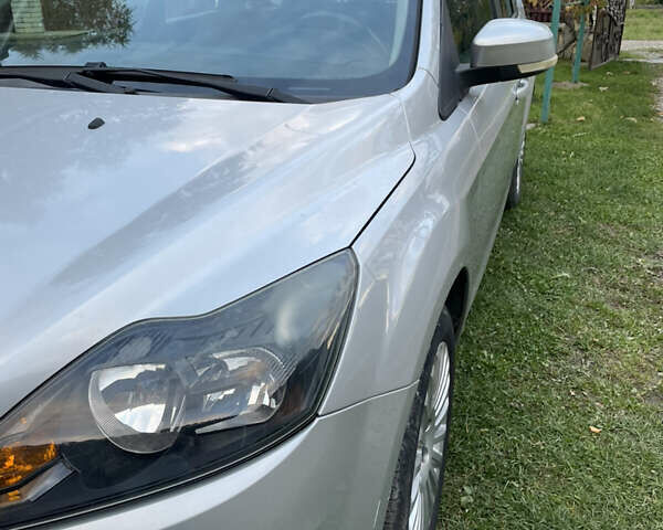 Форд Фокус 2009 у Івано-Франківську на Automoto.ua Сірий Форд Фокус, об'ємом двигуна 1.56 л та пробігом 196 тис. км за 6200 $, фото 1 на Automoto.ua