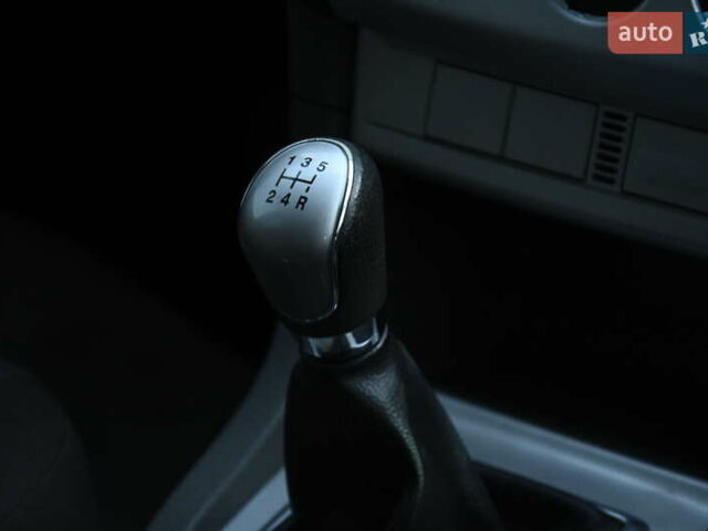 Форд Фокус 2009 в Бердичеве на Automoto.ua Серый Форд Фокус, объемом двигателя 1.6 л и пробегом 306 тыс. км за 4900 $, фото 30 на Automoto.ua