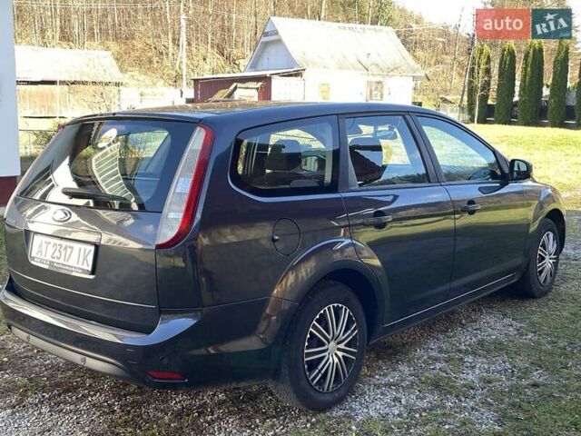 Серый Форд Фокус, объемом двигателя 1.6 л и пробегом 234 тыс. км за 5500 $, фото 6 на Automoto.ua