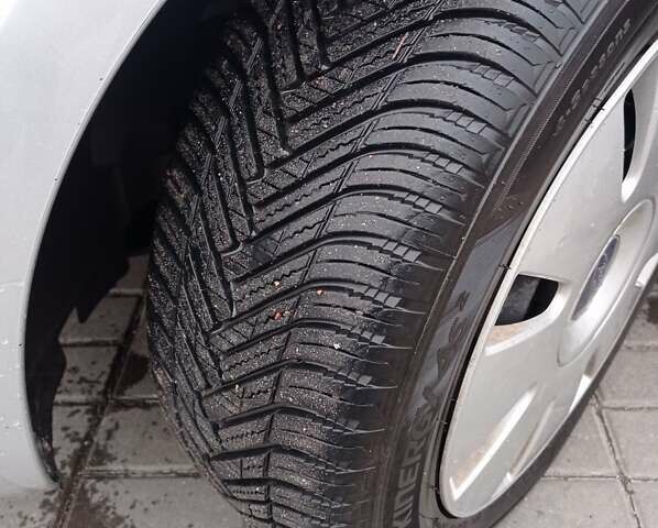 Серый Форд Фокус, объемом двигателя 1.8 л и пробегом 199 тыс. км за 4700 $, фото 16 на Automoto.ua