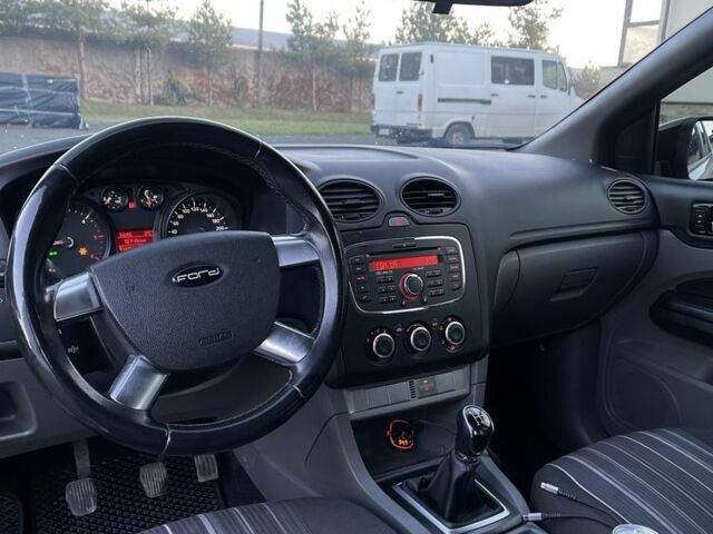 Серый Форд Фокус, объемом двигателя 1.6 л и пробегом 243 тыс. км за 4650 $, фото 15 на Automoto.ua