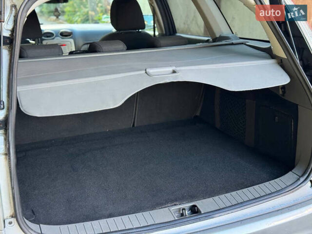 Форд Фокус 2009 у Вознесенске на Automoto.ua Сірий Форд Фокус, об'ємом двигуна 1.6 л та пробігом 197 тис. км за 6200 $, фото 13 на Automoto.ua