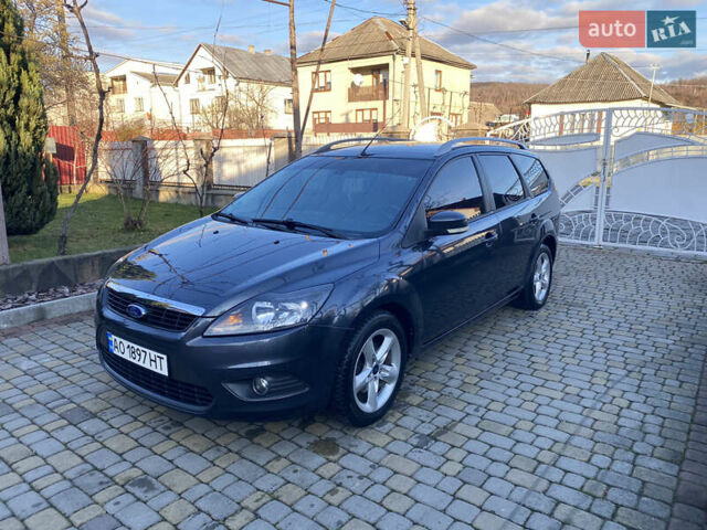 Серый Форд Фокус, объемом двигателя 1.8 л и пробегом 287 тыс. км за 5200 $, фото 8 на Automoto.ua