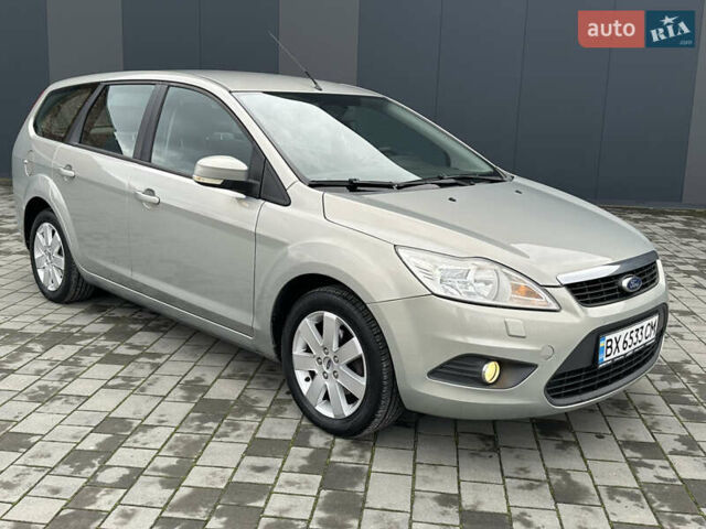 Сірий Форд Фокус, об'ємом двигуна 1.6 л та пробігом 258 тис. км за 5700 $, фото 1 на Automoto.ua