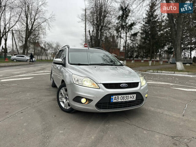 Серый Форд Фокус, объемом двигателя 2 л и пробегом 165 тыс. км за 7300 $, фото 2 на Automoto.ua