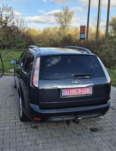 Серый Форд Фокус, объемом двигателя 1.8 л и пробегом 239 тыс. км за 5600 $, фото 4 на Automoto.ua