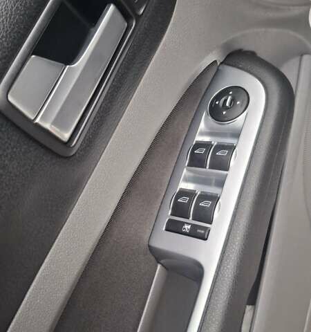 Сірий Форд Фокус, об'ємом двигуна 1.8 л та пробігом 230 тис. км за 6350 $, фото 7 на Automoto.ua