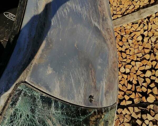 Серый Форд Фокус, объемом двигателя 1.6 л и пробегом 150 тыс. км за 2500 $, фото 6 на Automoto.ua