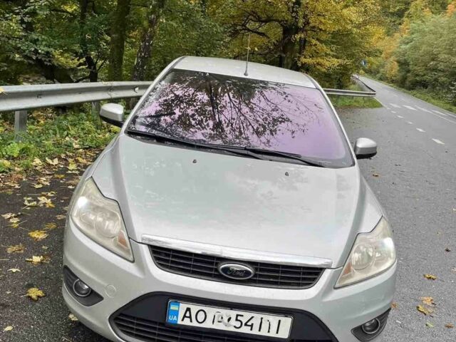 Форд Фокус 2009 в Великом Березном на Automoto.ua Серый Форд Фокус, объемом двигателя 1.6 л и пробегом 300 тыс. км за 5000 $, фото 3 на Automoto.ua