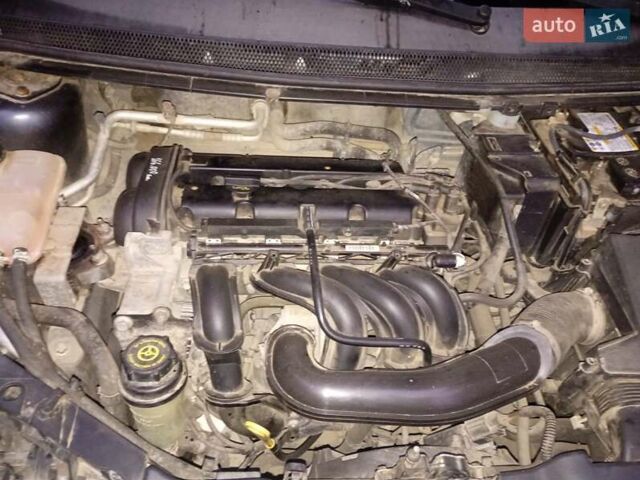Сірий Форд Фокус, об'ємом двигуна 1.6 л та пробігом 174 тис. км за 4800 $, фото 11 на Automoto.ua
