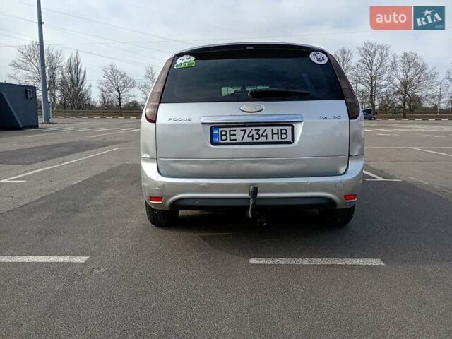 Сірий Форд Фокус, об'ємом двигуна 2 л та пробігом 366 тис. км за 5300 $, фото 3 на Automoto.ua