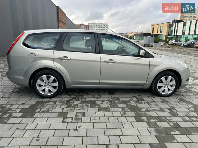 Сірий Форд Фокус, об'ємом двигуна 1.6 л та пробігом 258 тис. км за 5700 $, фото 5 на Automoto.ua