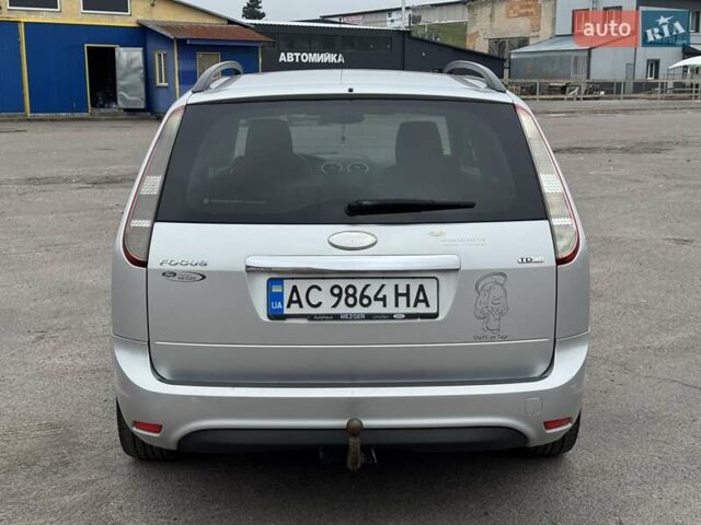 Сірий Форд Фокус, об'ємом двигуна 1.6 л та пробігом 314 тис. км за 4950 $, фото 10 на Automoto.ua
