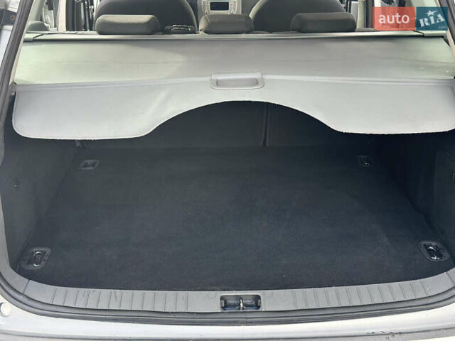 Сірий Форд Фокус, об'ємом двигуна 1.8 л та пробігом 196 тис. км за 6300 $, фото 22 на Automoto.ua