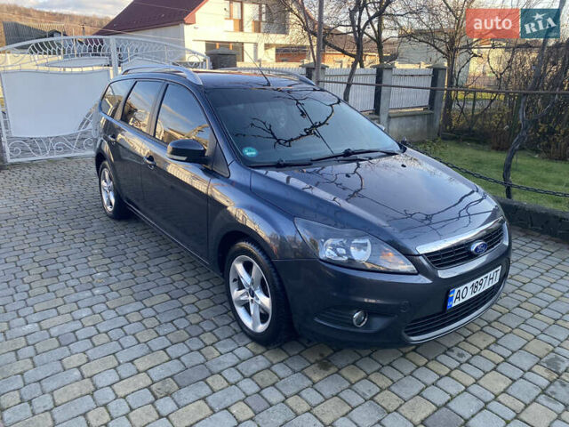 Серый Форд Фокус, объемом двигателя 1.8 л и пробегом 287 тыс. км за 5200 $, фото 2 на Automoto.ua