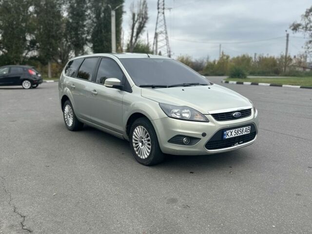 Сірий Форд Фокус, об'ємом двигуна 1.8 л та пробігом 270 тис. км за 4500 $, фото 1 на Automoto.ua