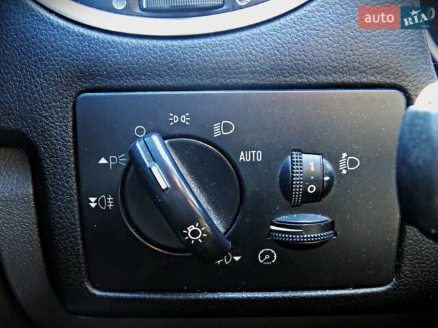 Серый Форд Фокус, объемом двигателя 2 л и пробегом 267 тыс. км за 6950 $, фото 7 на Automoto.ua