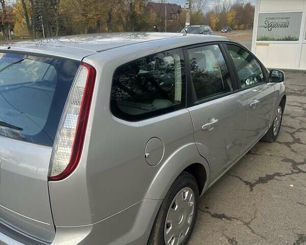 Форд Фокус 2009 в Калуше на Automoto.ua Серый Форд Фокус, объемом двигателя 1.6 л и пробегом 131 тыс. км за 6900 $, фото 14 на Automoto.ua