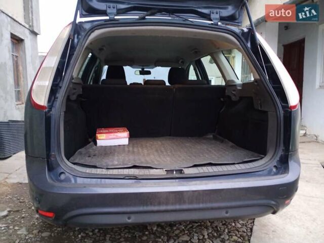 Серый Форд Фокус, объемом двигателя 1.6 л и пробегом 174 тыс. км за 4900 $, фото 6 на Automoto.ua