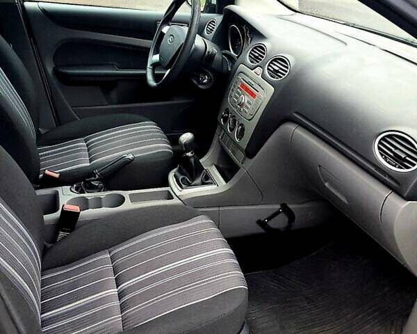 Форд Фокус 2009 в Львове на Automoto.ua Серый Форд Фокус, объемом двигателя 1.56 л и пробегом 262 тыс. км за 5400 $, фото 9 на Automoto.ua