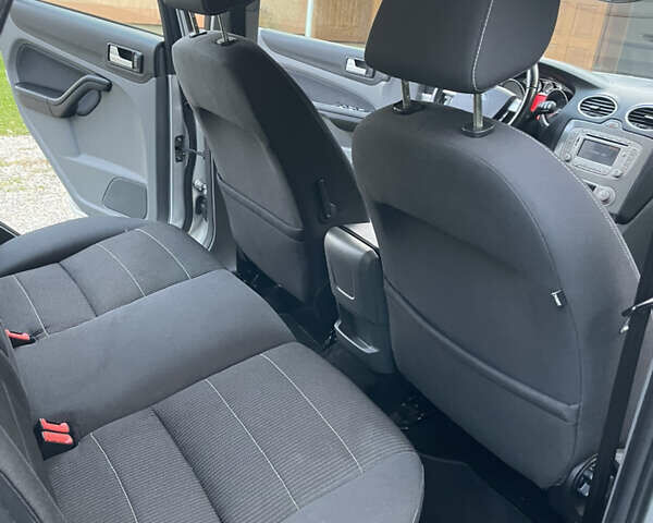 Форд Фокус 2009 у Івано-Франківську на Automoto.ua Сірий Форд Фокус, об'ємом двигуна 1.56 л та пробігом 196 тис. км за 6200 $, фото 12 на Automoto.ua