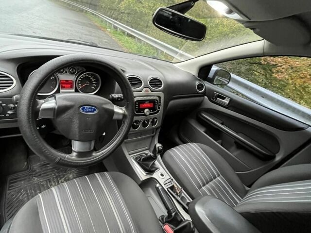 Форд Фокус 2009 в Великом Березном на Automoto.ua Серый Форд Фокус, объемом двигателя 1.6 л и пробегом 320 тыс. км за 5000 $, фото 7 на Automoto.ua