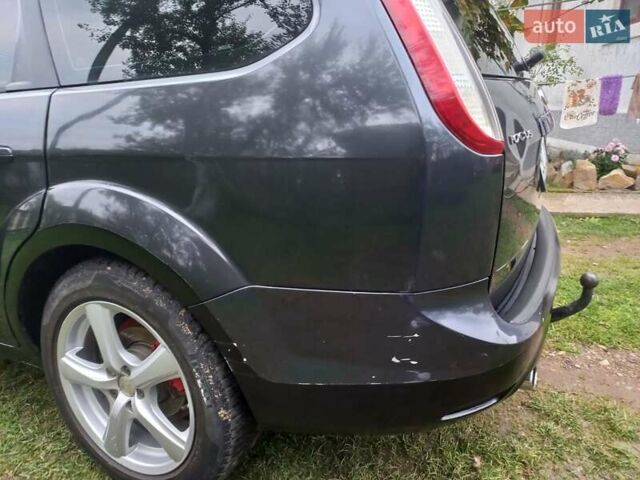 Серый Форд Фокус, объемом двигателя 1.56 л и пробегом 433 тыс. км за 4000 $, фото 8 на Automoto.ua