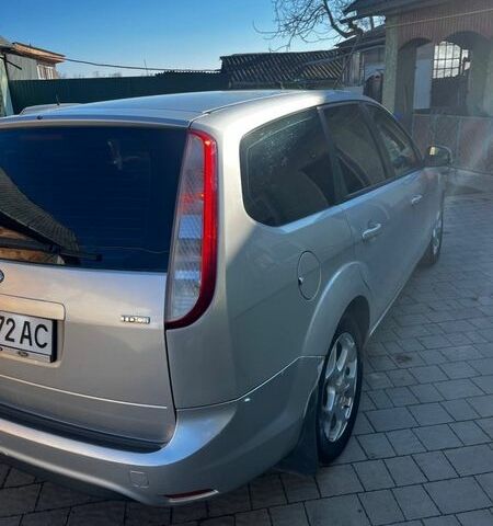 Серый Форд Фокус, объемом двигателя 1.8 л и пробегом 343 тыс. км за 5200 $, фото 3 на Automoto.ua