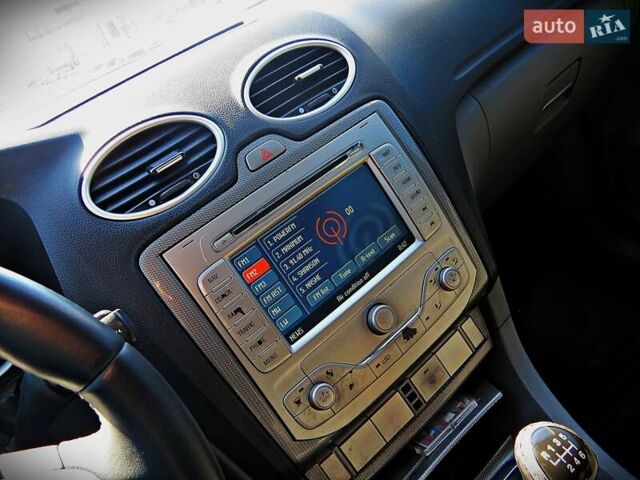 Серый Форд Фокус, объемом двигателя 2 л и пробегом 267 тыс. км за 6950 $, фото 9 на Automoto.ua