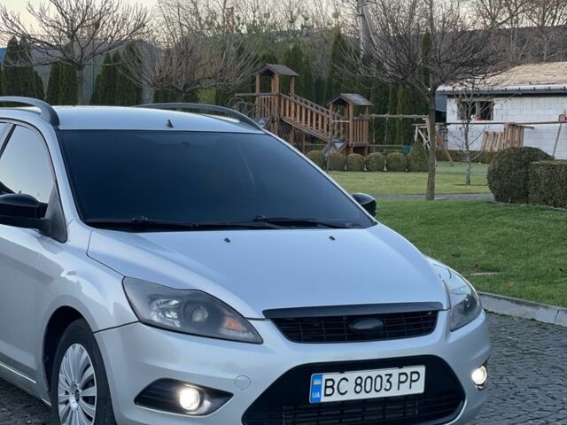 Серый Форд Фокус, объемом двигателя 1.6 л и пробегом 243 тыс. км за 4650 $, фото 2 на Automoto.ua