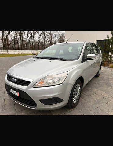 Серый Форд Фокус, объемом двигателя 1.6 л и пробегом 227 тыс. км за 5898 $, фото 17 на Automoto.ua