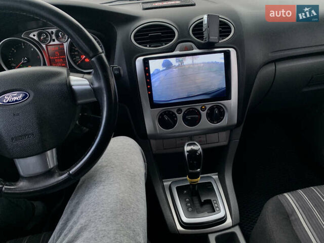 Сірий Форд Фокус, об'ємом двигуна 2 л та пробігом 211 тис. км за 6400 $, фото 15 на Automoto.ua