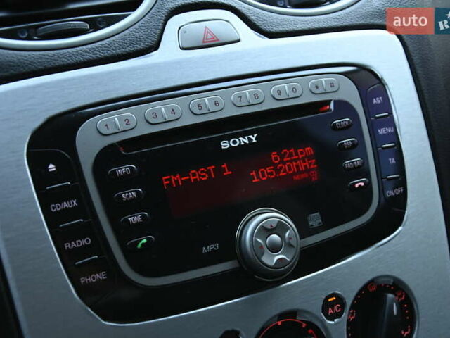 Форд Фокус 2009 в Бердичеве на Automoto.ua Серый Форд Фокус, объемом двигателя 1.6 л и пробегом 306 тыс. км за 4900 $, фото 18 на Automoto.ua