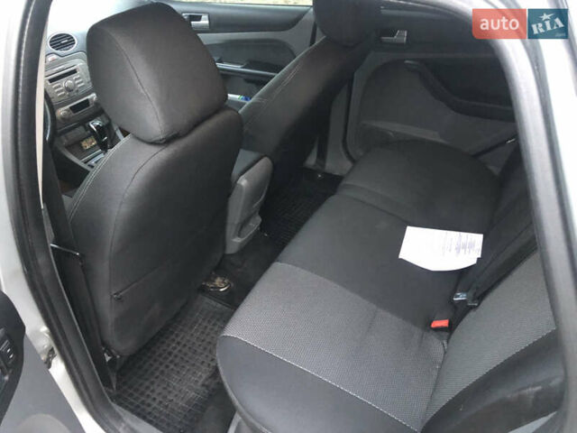 Серый Форд Фокус, объемом двигателя 2 л и пробегом 301 тыс. км за 5700 $, фото 6 на Automoto.ua
