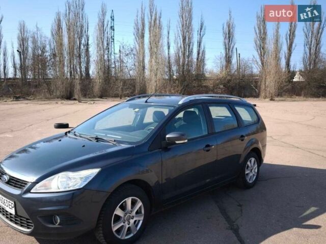 Серый Форд Фокус, объемом двигателя 1.8 л и пробегом 224 тыс. км за 5900 $, фото 5 на Automoto.ua