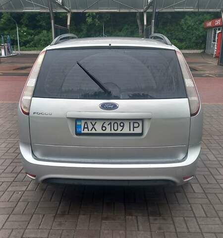 Сірий Форд Фокус, об'ємом двигуна 1.56 л та пробігом 264 тис. км за 5450 $, фото 1 на Automoto.ua