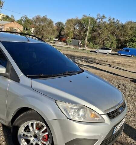 Серый Форд Фокус, объемом двигателя 1.56 л и пробегом 272 тыс. км за 5800 $, фото 6 на Automoto.ua