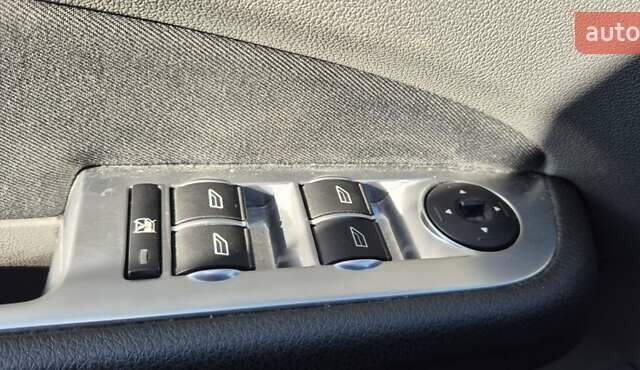 Серый Форд Фокус, объемом двигателя 1.8 л и пробегом 239 тыс. км за 5600 $, фото 11 на Automoto.ua