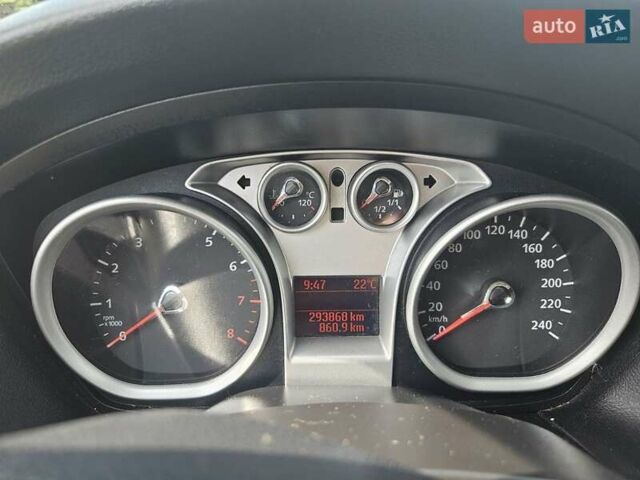 Форд Фокус 2009 у Долине на Automoto.ua Сірий Форд Фокус, об'ємом двигуна 2 л та пробігом 296 тис. км за 5550 $, фото 2 на Automoto.ua