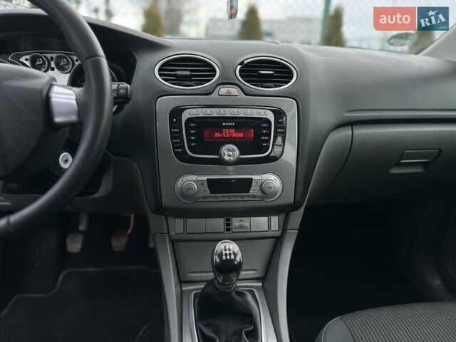 Сірий Форд Фокус, об'ємом двигуна 1.8 л та пробігом 207 тис. км за 6500 $, фото 29 на Automoto.ua